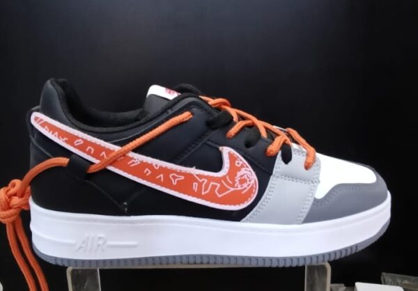 كوتشى AIR