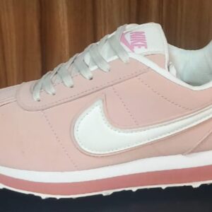 كوتشى نايك حريمى